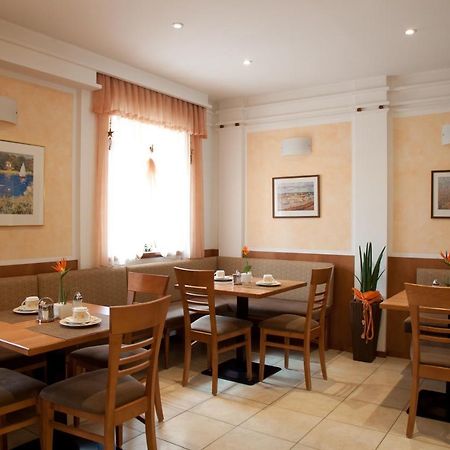 Gaestehaus Stoegmueller Asten Esterno foto