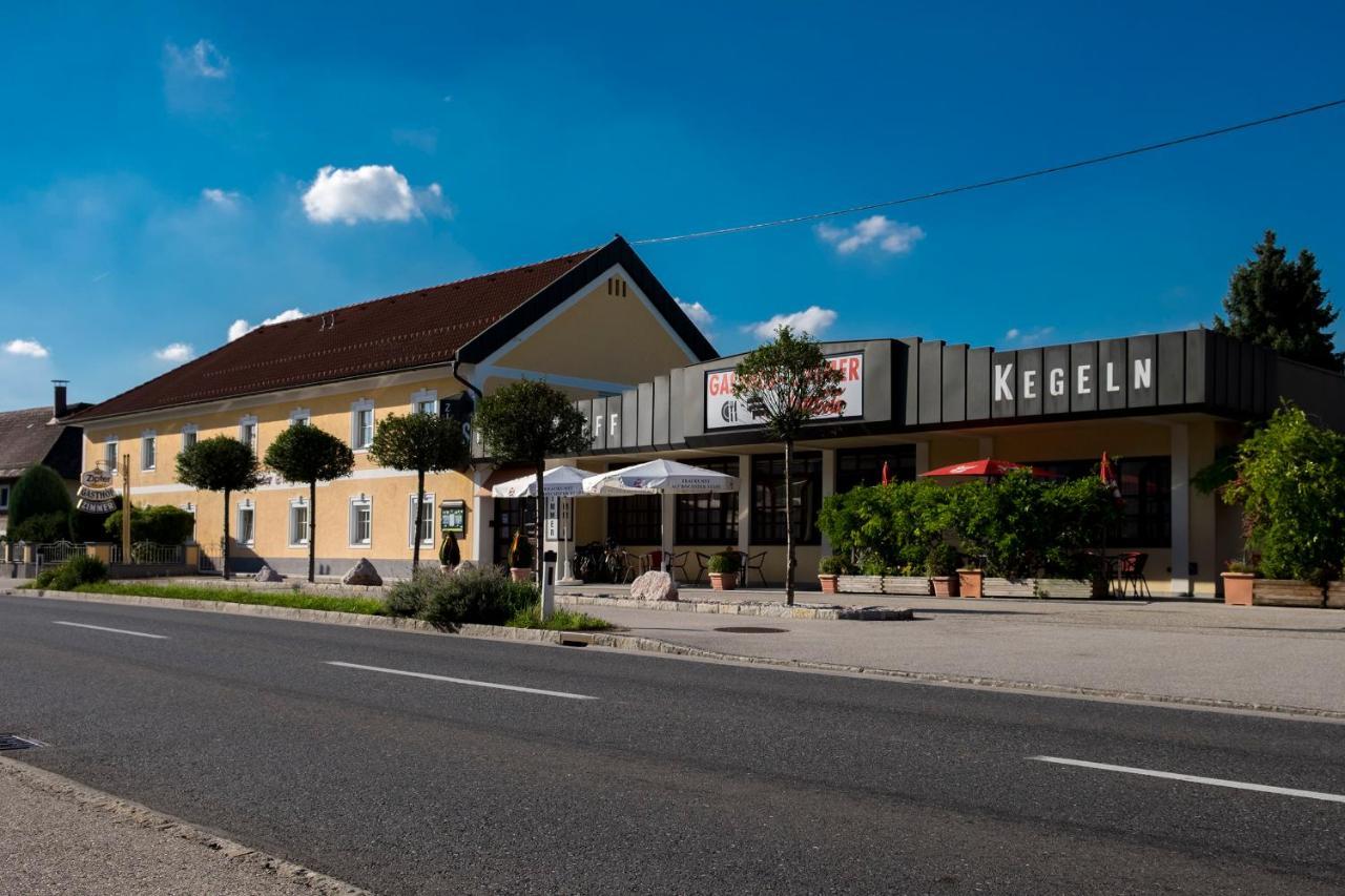 Gaestehaus Stoegmueller Asten Esterno foto